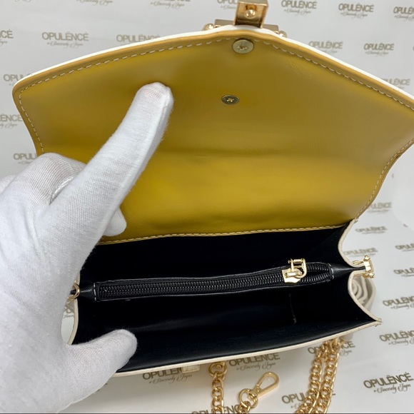 Brunch at Tiffany’s Purse - Picture 6 of 6